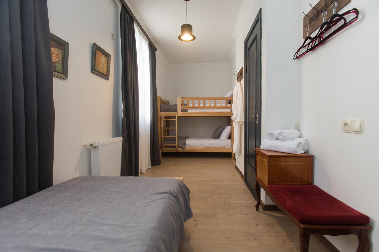 Hotel Grape House à Tbilissi Extérieur photo