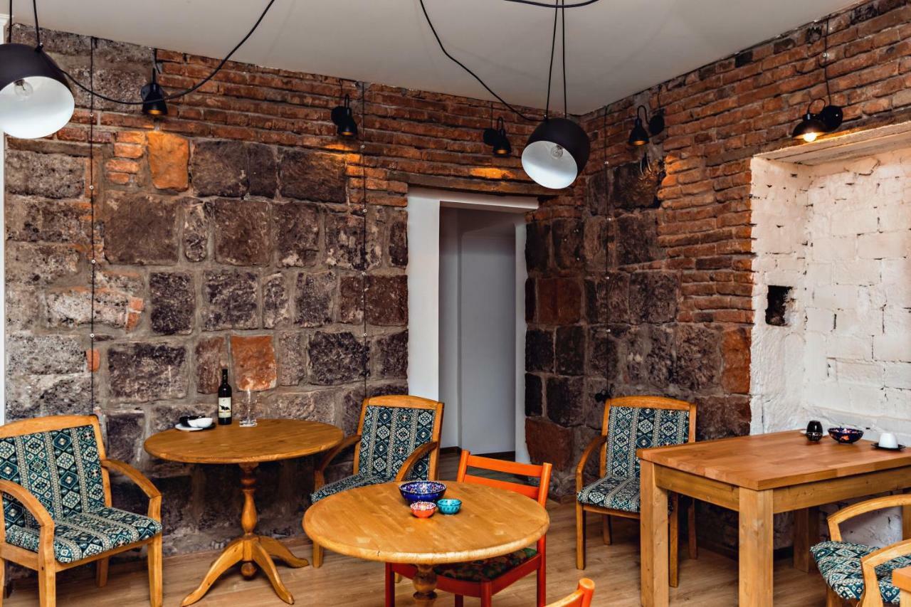 Hotel Grape House à Tbilissi Extérieur photo